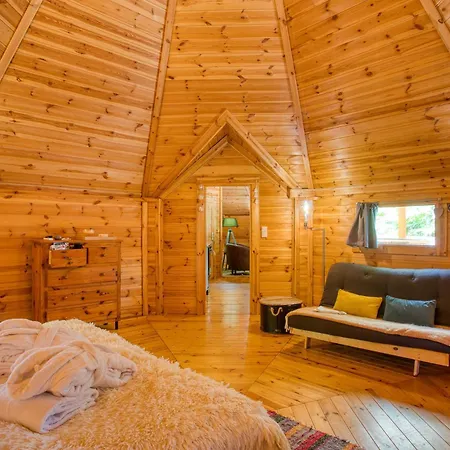 Grand Kota Avec Bain Nordique 度假居